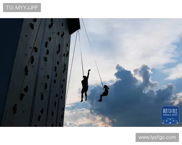 成都攀岩队的运营体系与攀岩战术的深度解析与实践探索